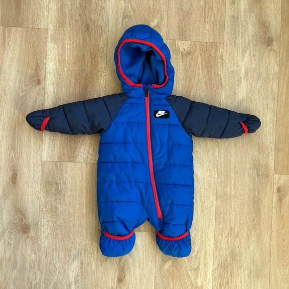 NIKE SNOWSUIT / 3M / LIKE NEW - Picture 1 of 3
